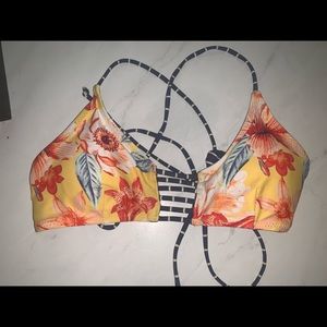 RIPCURL swimsuit top